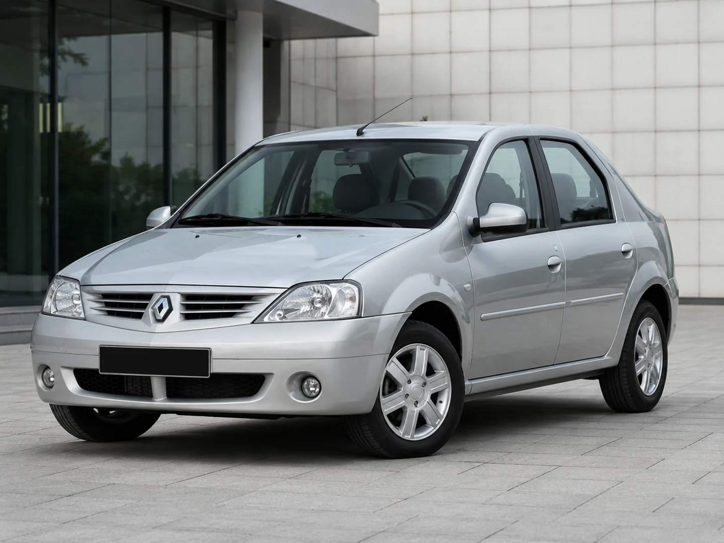 Автомобиль Renault Logan I Рестайлинг 2013