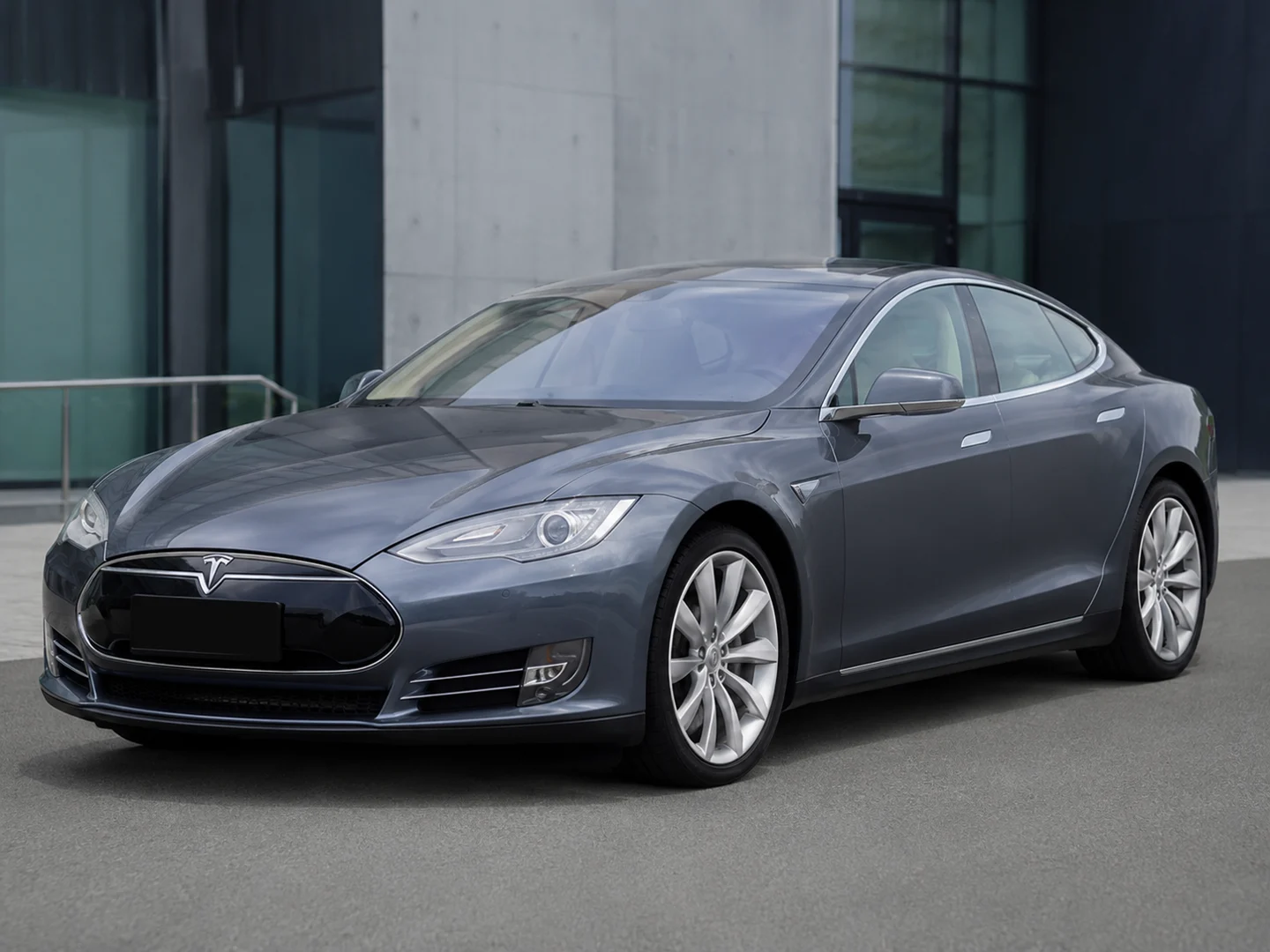 Автомобиль Tesla Model S I 2017