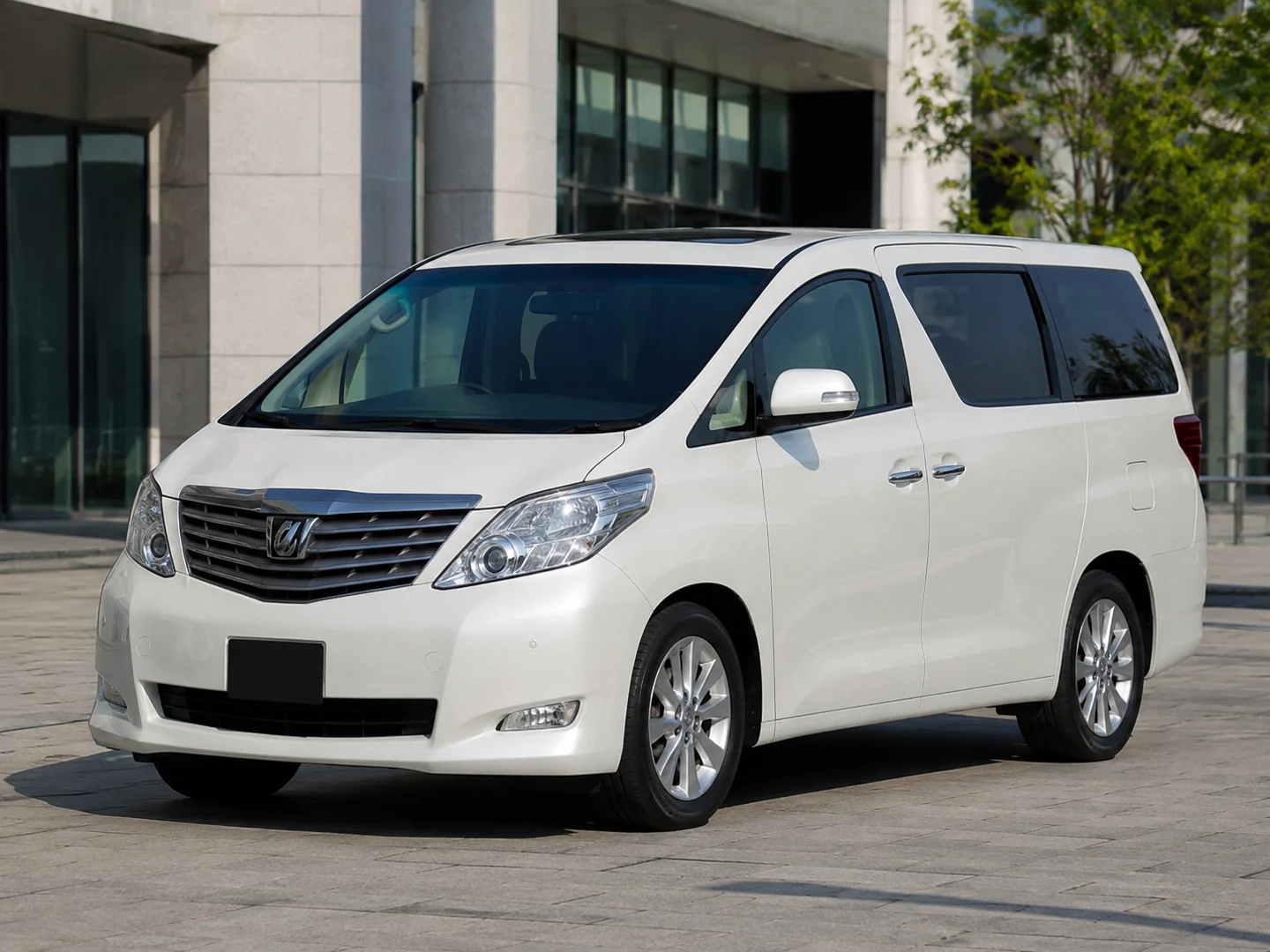 Автомобиль Toyota Alphard II 2012