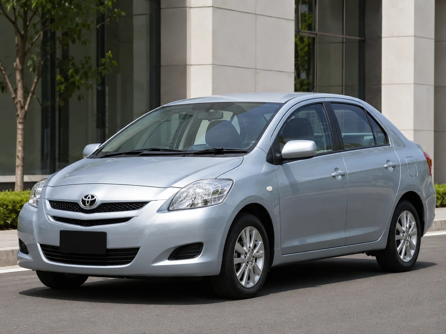 Автомобиль Toyota Belta I 2010