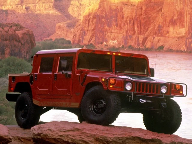 Автомобиль Hummer H1 1992-2006 2004