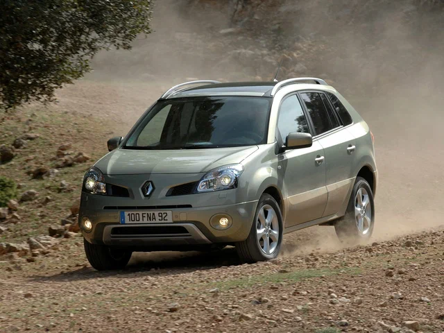 Автомобиль Renault Koleos I 2010