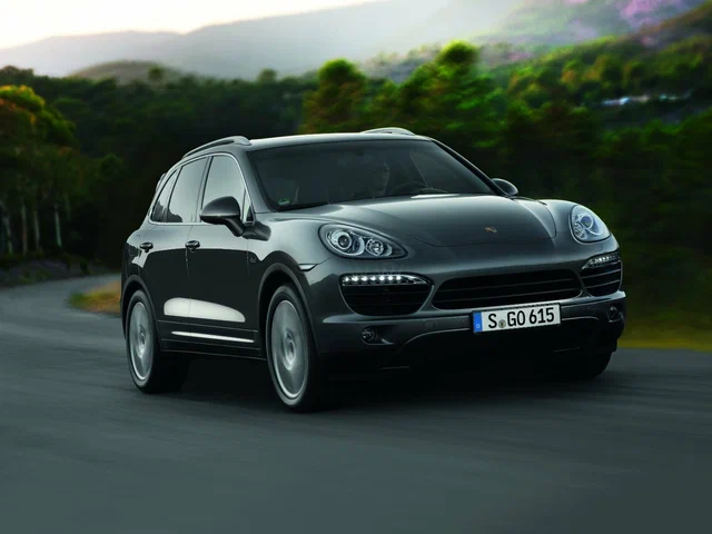 Автомобиль Porsche Cayenne II (958) 2012