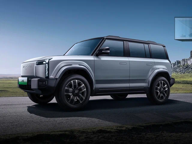 Автомобиль Jaecoo EJ6 2024-н.в. 2024