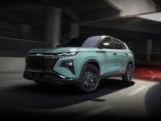 Автомобиль Dongfeng Huge 2022-н.в. 2023