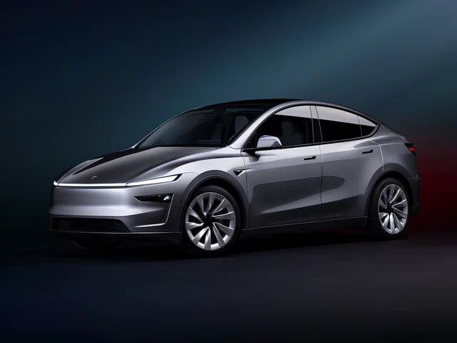 Автомобиль Tesla Model Y I Рестайлинг 2024
